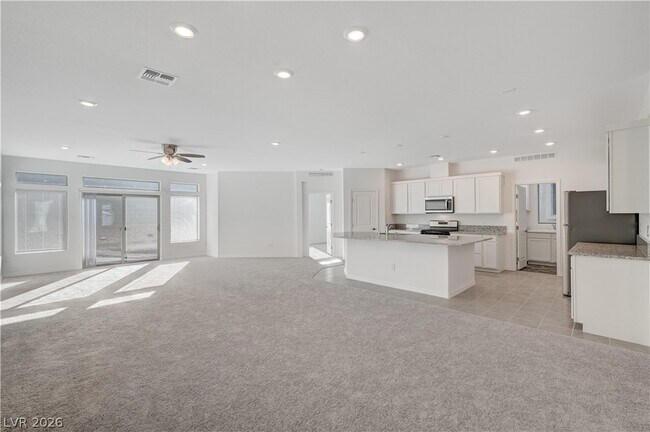 Building Photo - 677 Soaring Wings Ave