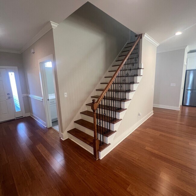 Building Photo - 1622 Prop Dr