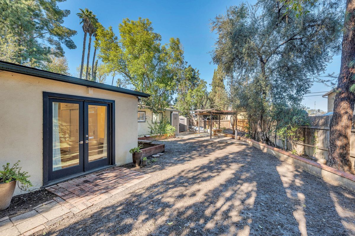 Building Photo - 5338 Campo Rd