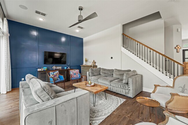 Building Photo - 1711 Leilani Dr