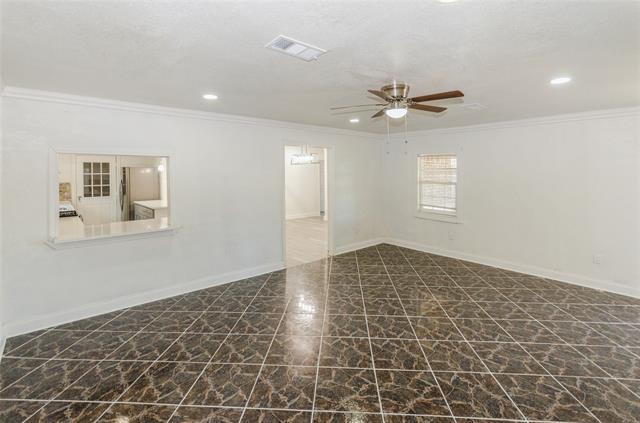 Building Photo - 4302 Glenhaven Dr