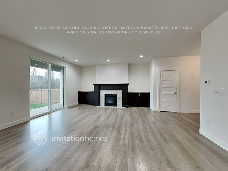 Building Photo - 508 Cope St SW