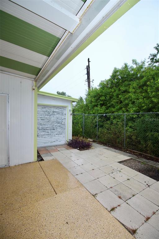 Building Photo - 10992 Poplar St NE