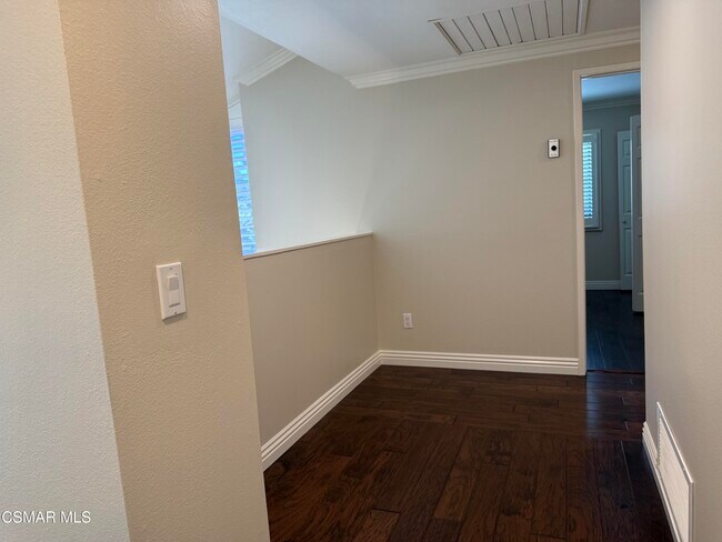 Building Photo - 1275 Willsbrook Ct
