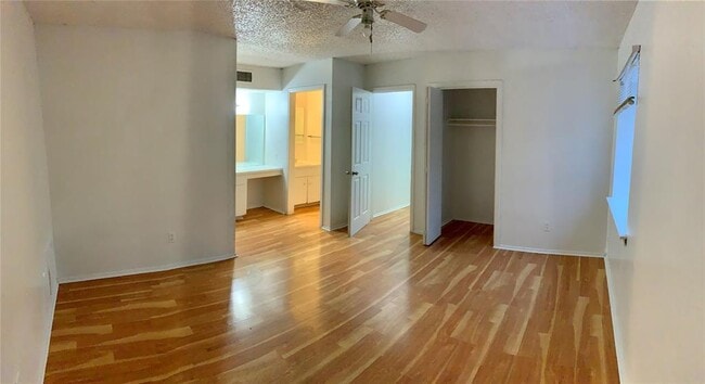 Building Photo - 2904 Sweeney Ln