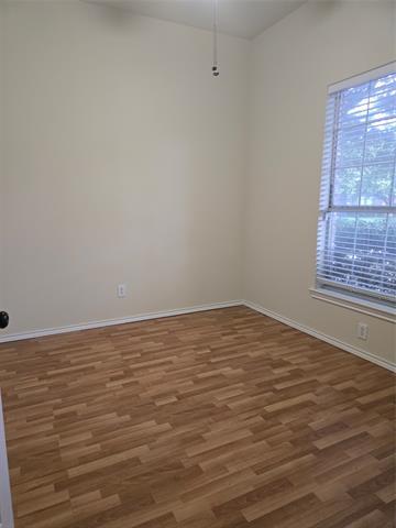 Building Photo - 10608 Red Cedar Dr