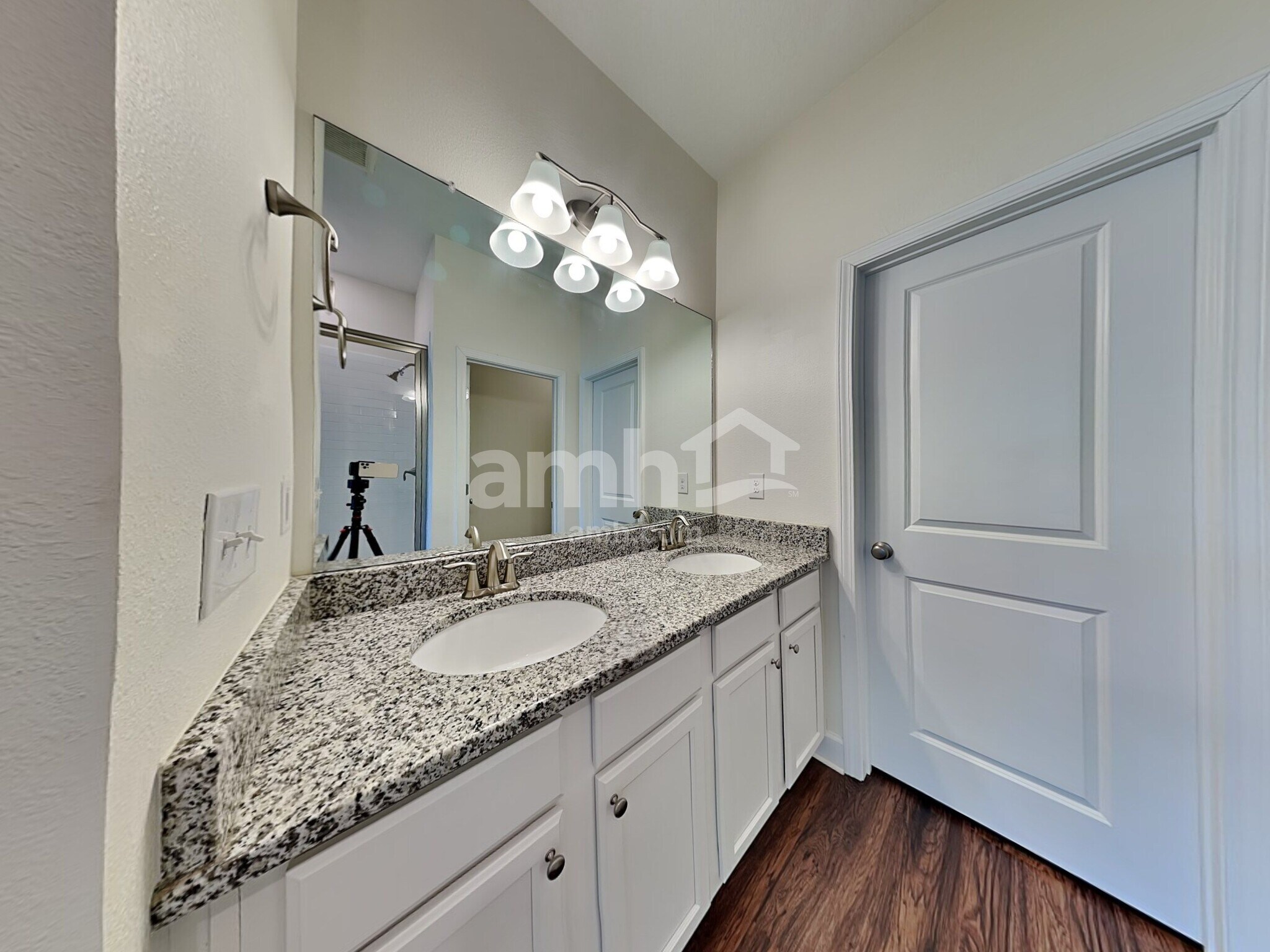 Building Photo - 341 Pine Terrace Dr