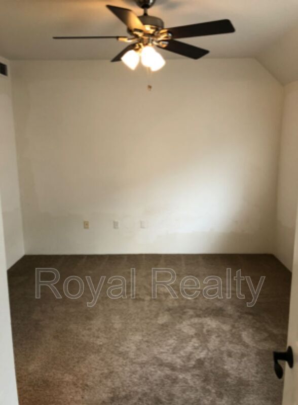 Building Photo - 7018 Hawaii Kai Dr