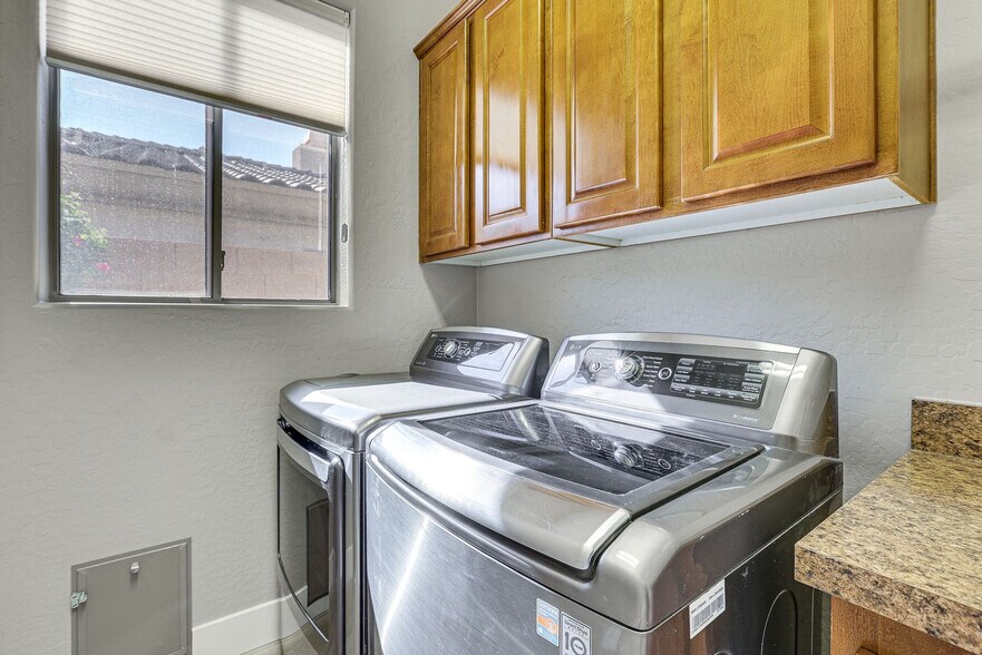 Building Photo - 41708 N Cross Timbers Trail