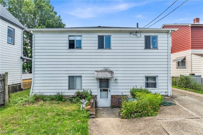 Building Photo - 14152 Berwyn Ave