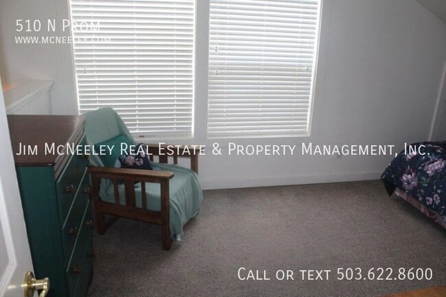 Building Photo - 510 N Prom-