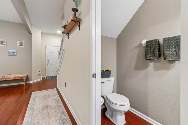 Building Photo - 26606 Castleview Way
