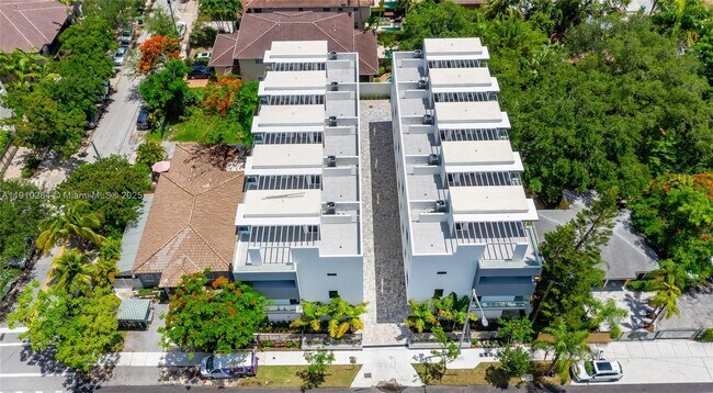 Building Photo - 3258 Bird Ave