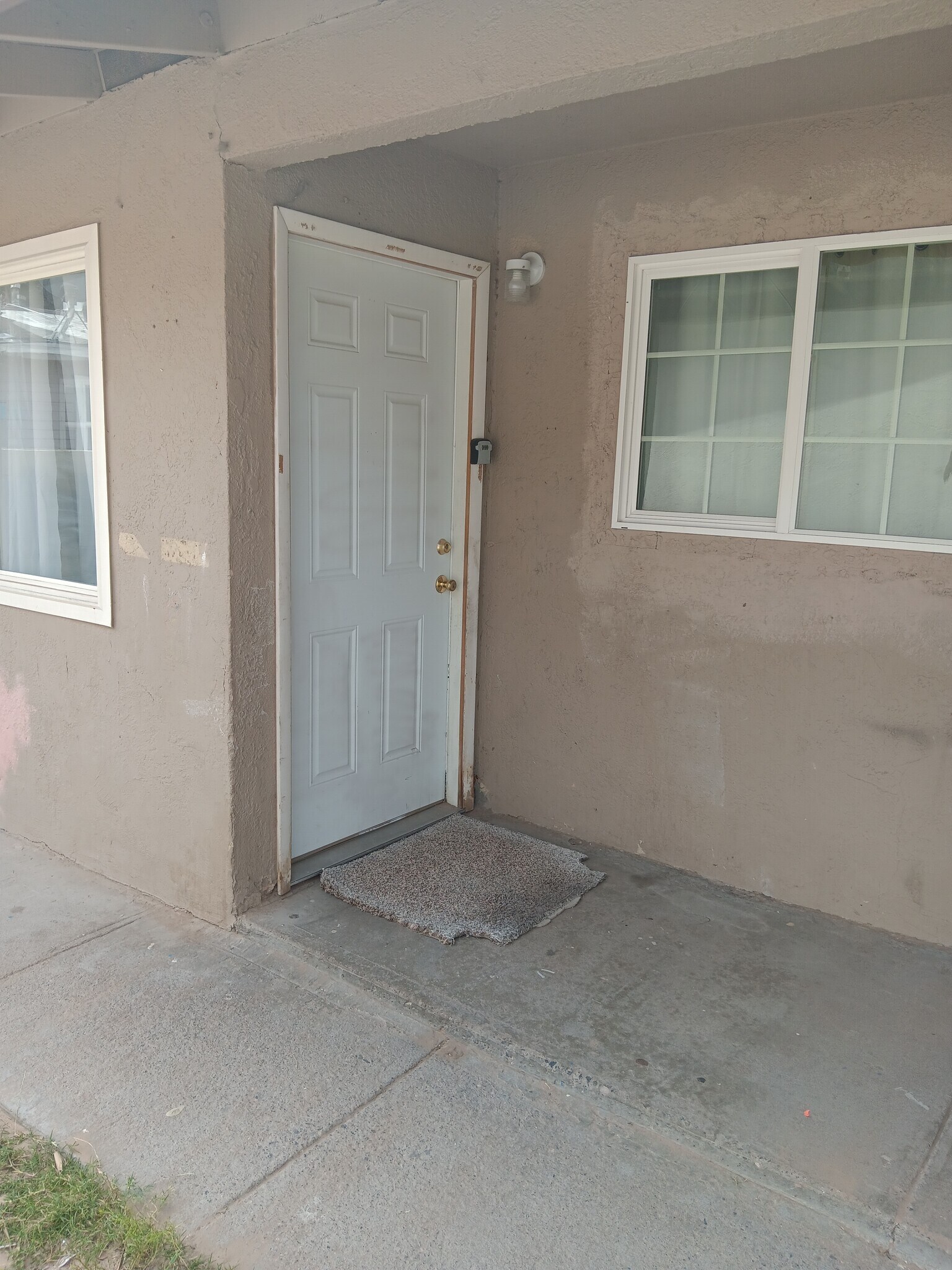 Building Photo - 2241 Ellis St