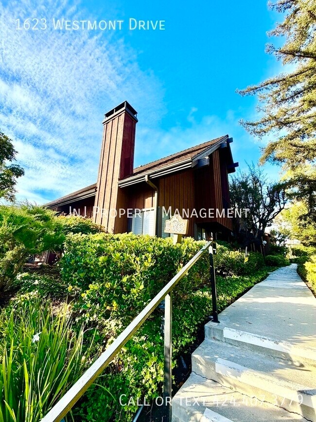 Building Photo - 1623 Westmont Dr