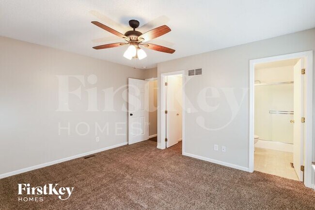 Building Photo - 18608 Primrose St