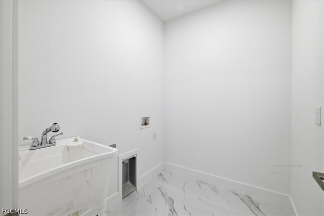 Building Photo - 1436 Graham Cir