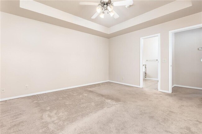 Building Photo - 17024 Woodvine Dr