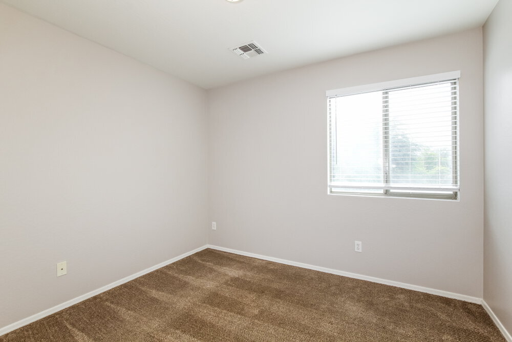 Building Photo - 3035 S 85th Dr