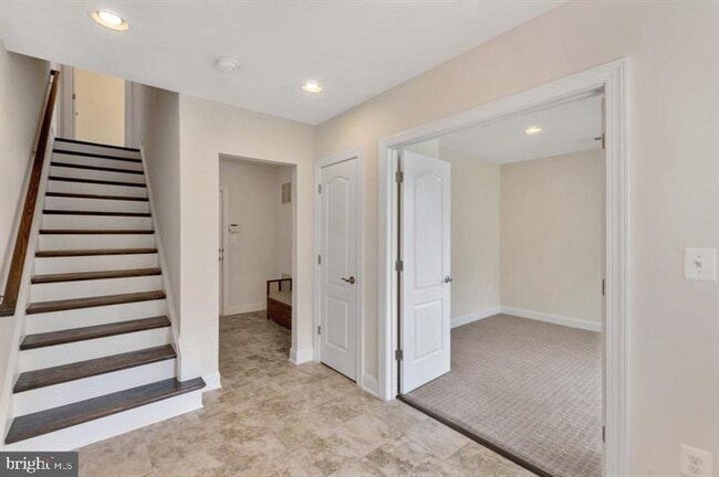 Building Photo - 46077 Hall Rd