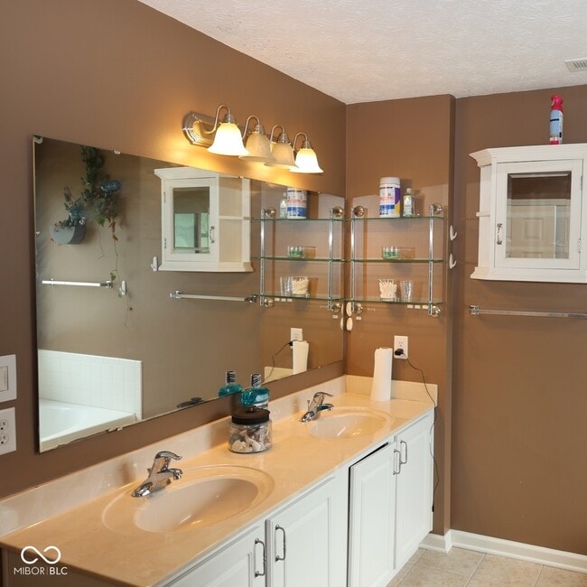 Building Photo - 14549 Brackney Ln