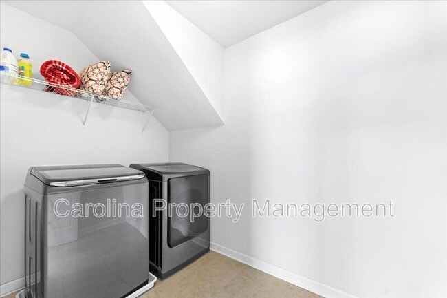 Building Photo - 13831 Derby Farm Ln