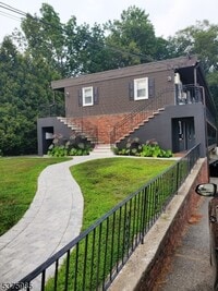 Building Photo - 60 Star Lake Rd