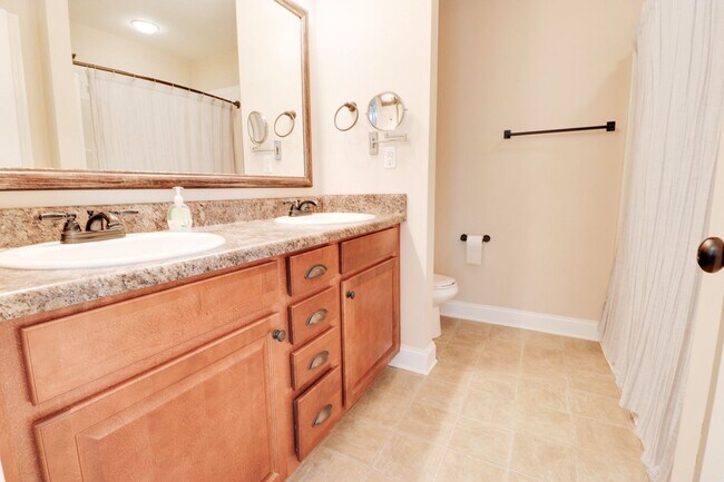 Building Photo - 3 bedroom/ 2 1/2 bath home in Evans, GA
