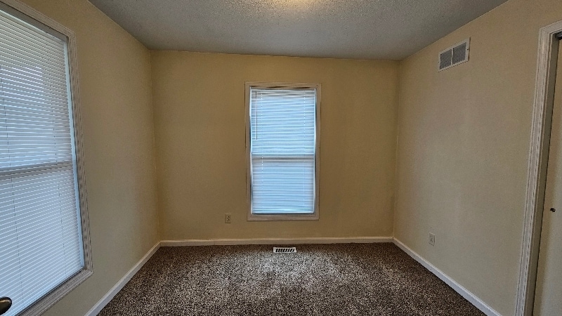 Building Photo - 1106 Park St