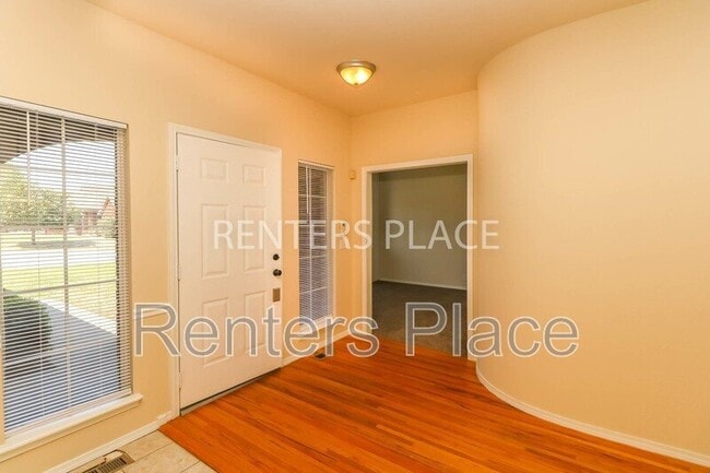 Building Photo - 9209 S 73rd E Ave