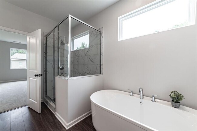 Building Photo - 107 Cedar Brk Dr