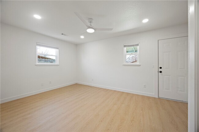 Building Photo - 2007 Sycamore Pl