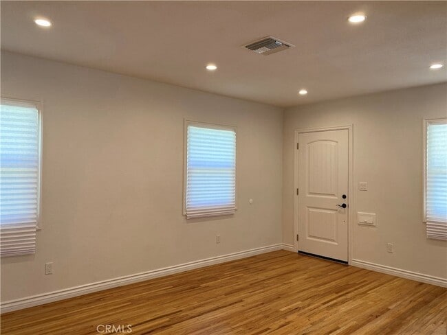 Building Photo - 1125 N Verdugo Rd