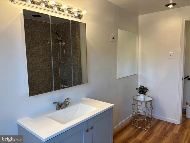 Building Photo - 2614 Armada St