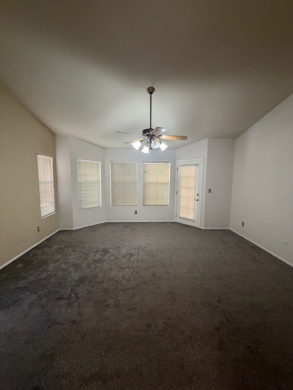 Building Photo - 1644 W Duskfire Pl
