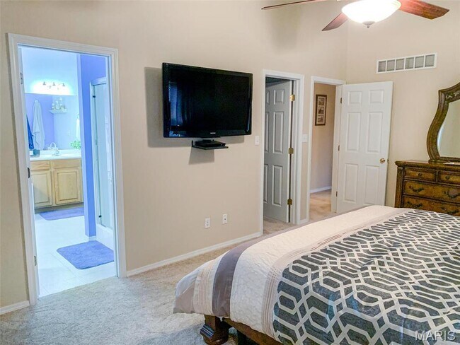 Building Photo - 1031 Buran Dr
