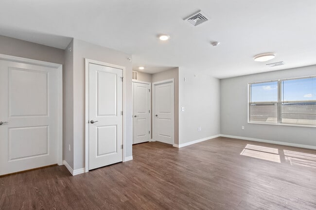 Building Photo - Barley Square Apartments