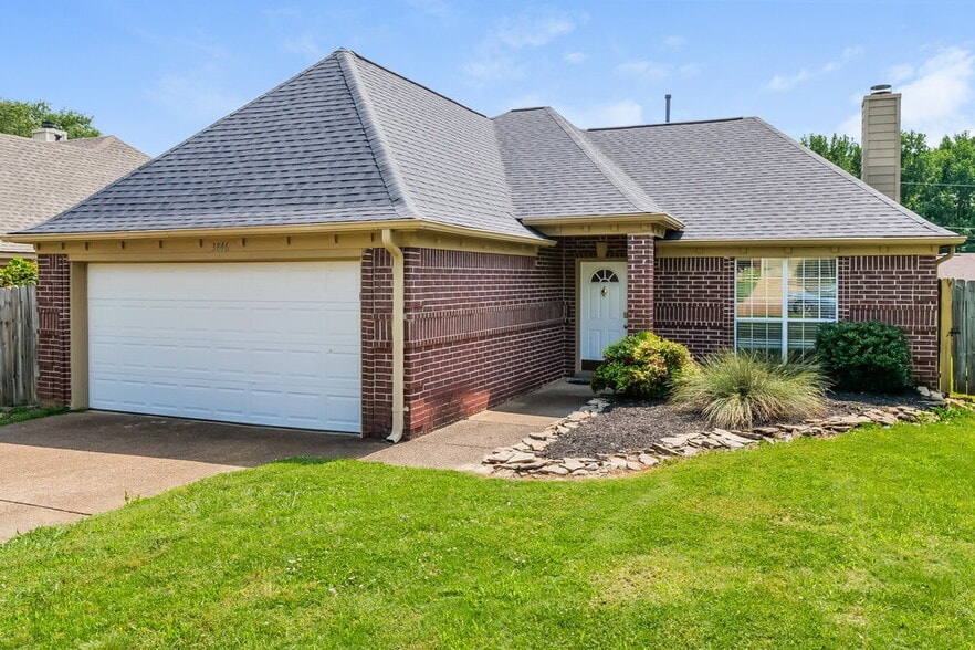 Building Photo - 3846 Walden Meadow Dr