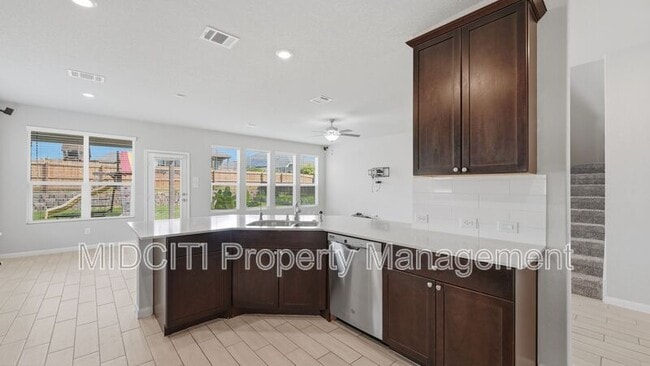 Building Photo - 1858 Lauter Ln