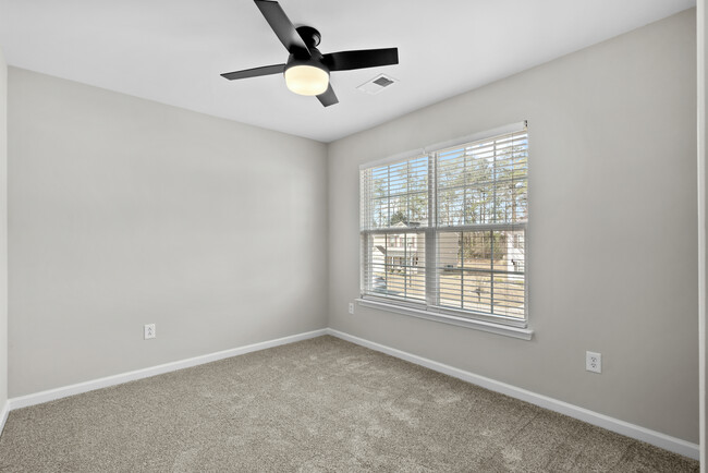Building Photo - 413 Cotton Grass Dr