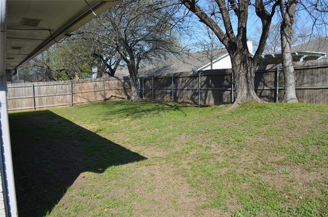 Building Photo - 7 States Ave