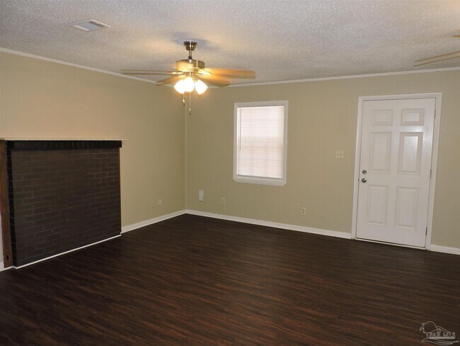 Building Photo - 5672 Hermosa Cir
