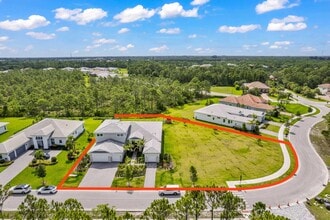 Building Photo - 2989 SW Goldenglow Dr