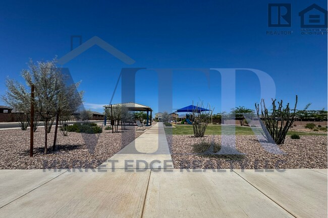 Building Photo - 4Bed/4Bath w/2 Car Gar-Tucson! $199 MOVE-I...