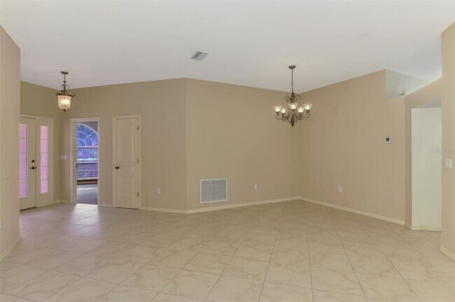 Building Photo - 4350 Iola Dr