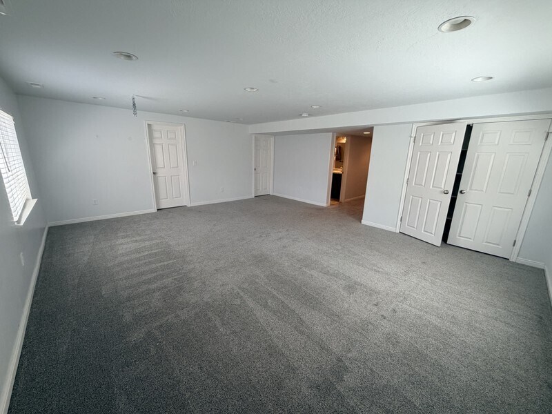 Building Photo - 15108 Honor Dr