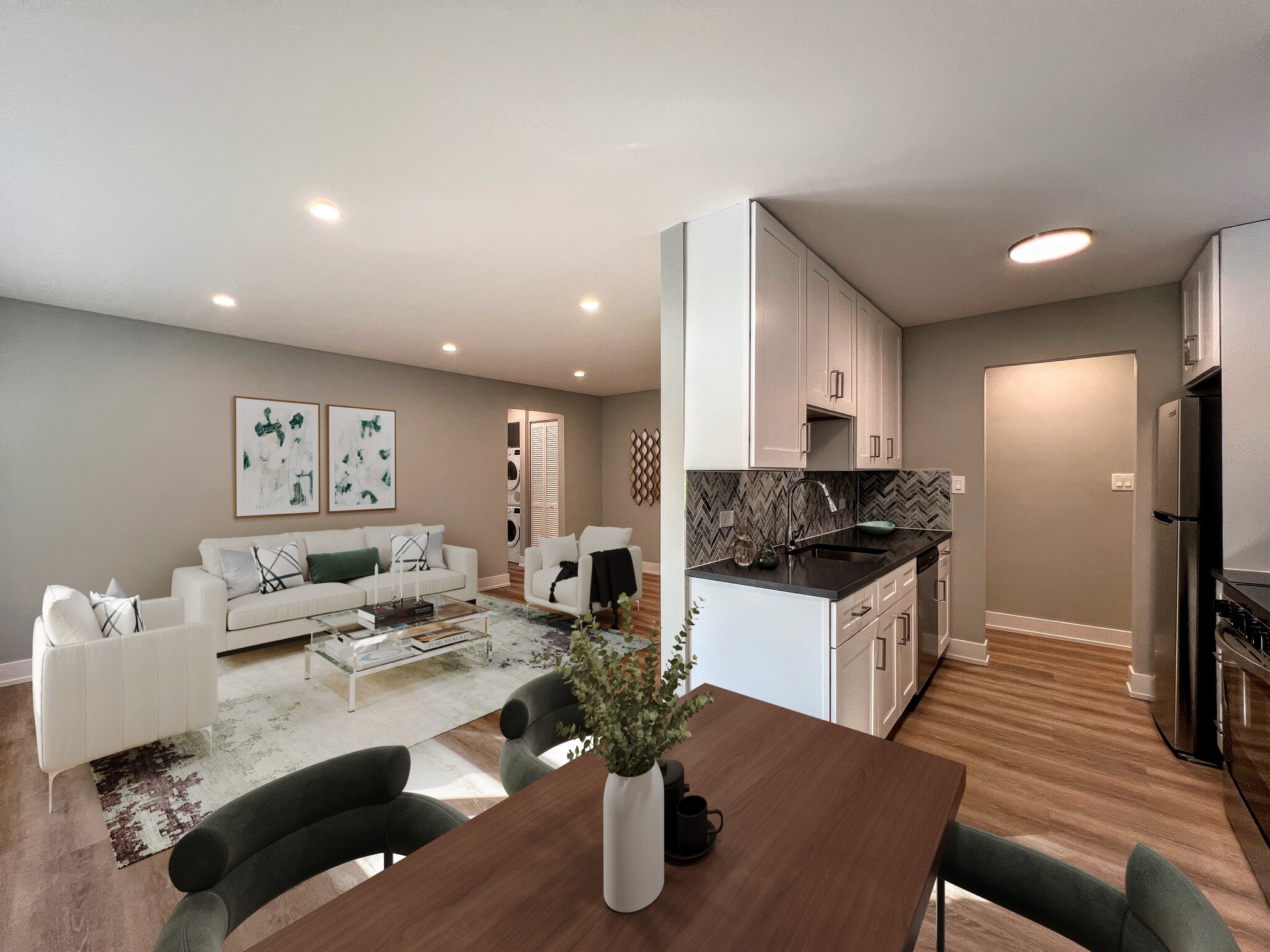 Building Photo - 530 W Aldine Ave