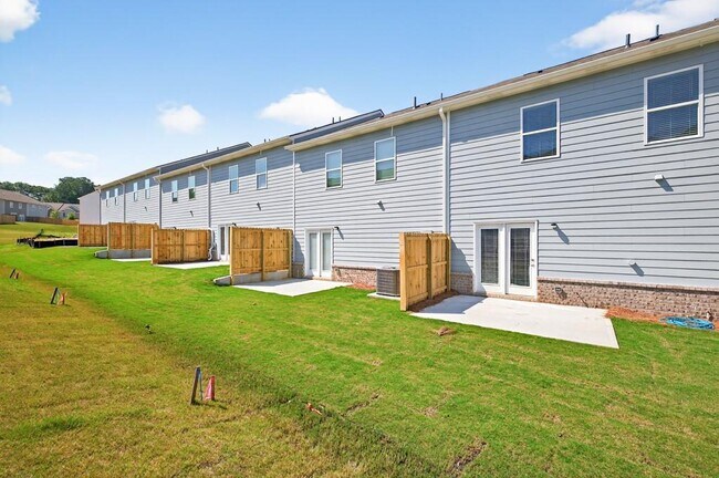 Building Photo - 3121 Greyton Dr