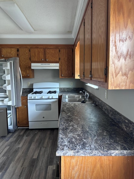 Building Photo - 1524 Richmond Rd