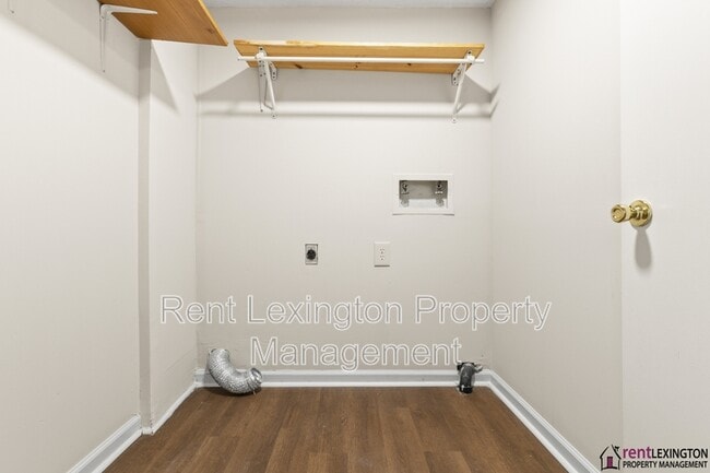 Building Photo - 208 Grayson Ct